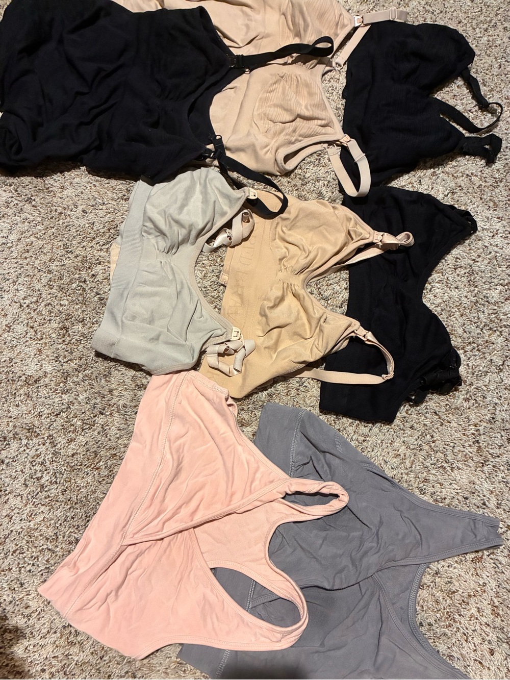 Lot bundle of 8 Kindred Bravely nursing bras and bra-tanks! Size medium.